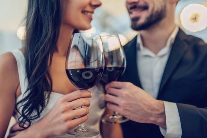 Are Online Relationships True Love?